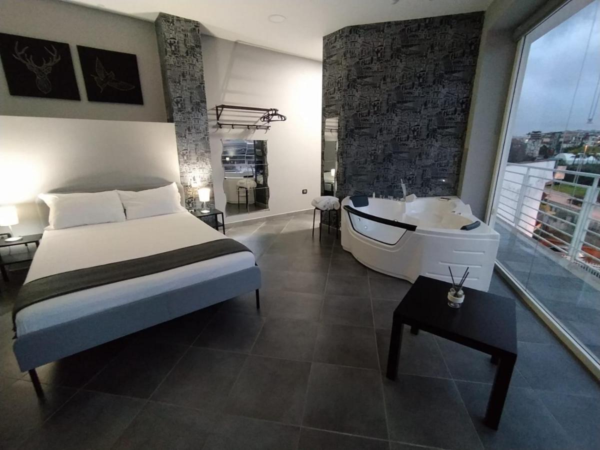 Living Bed And Breakfast Casoria Luaran gambar