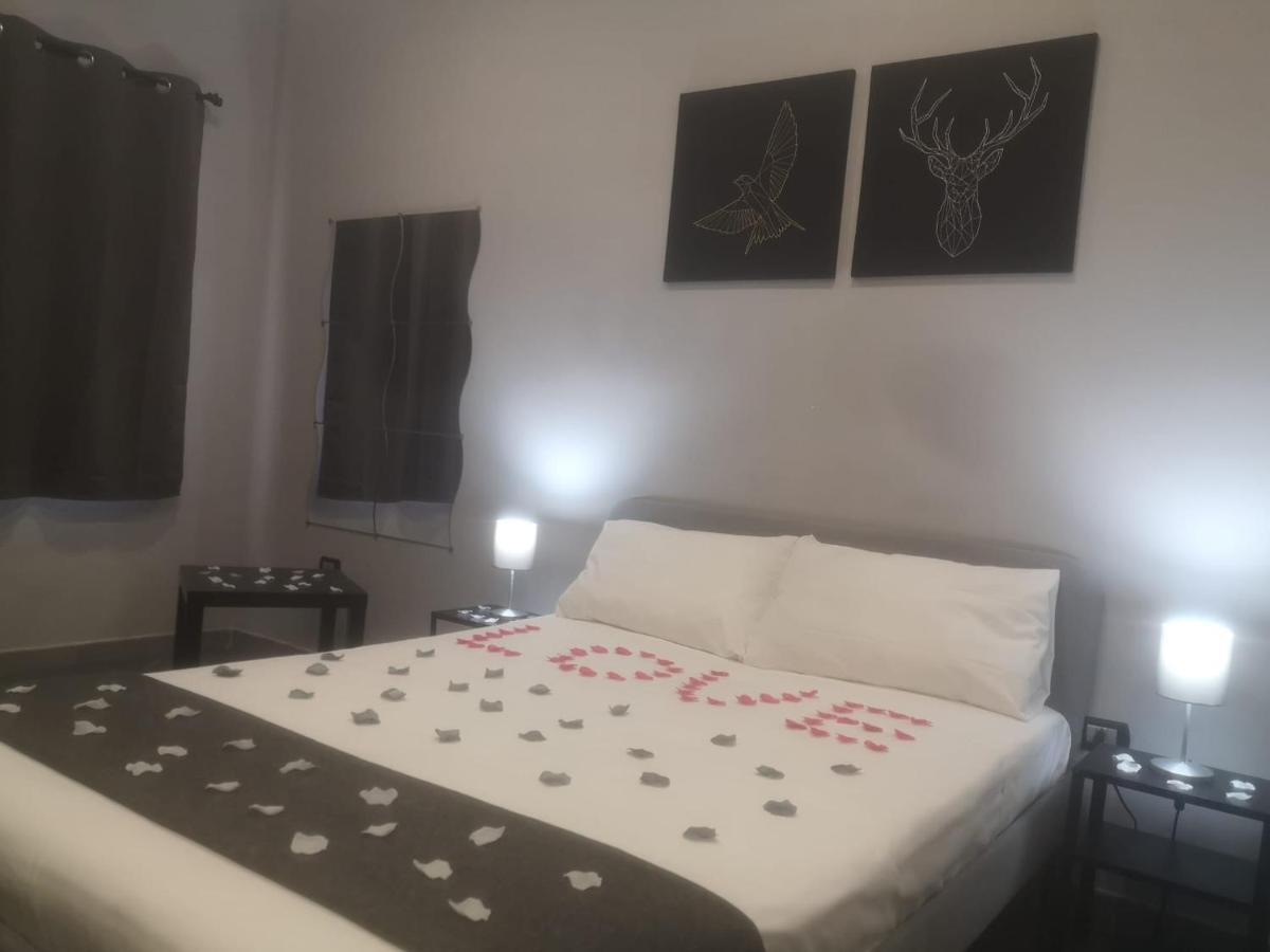 Living Bed And Breakfast Casoria Luaran gambar
