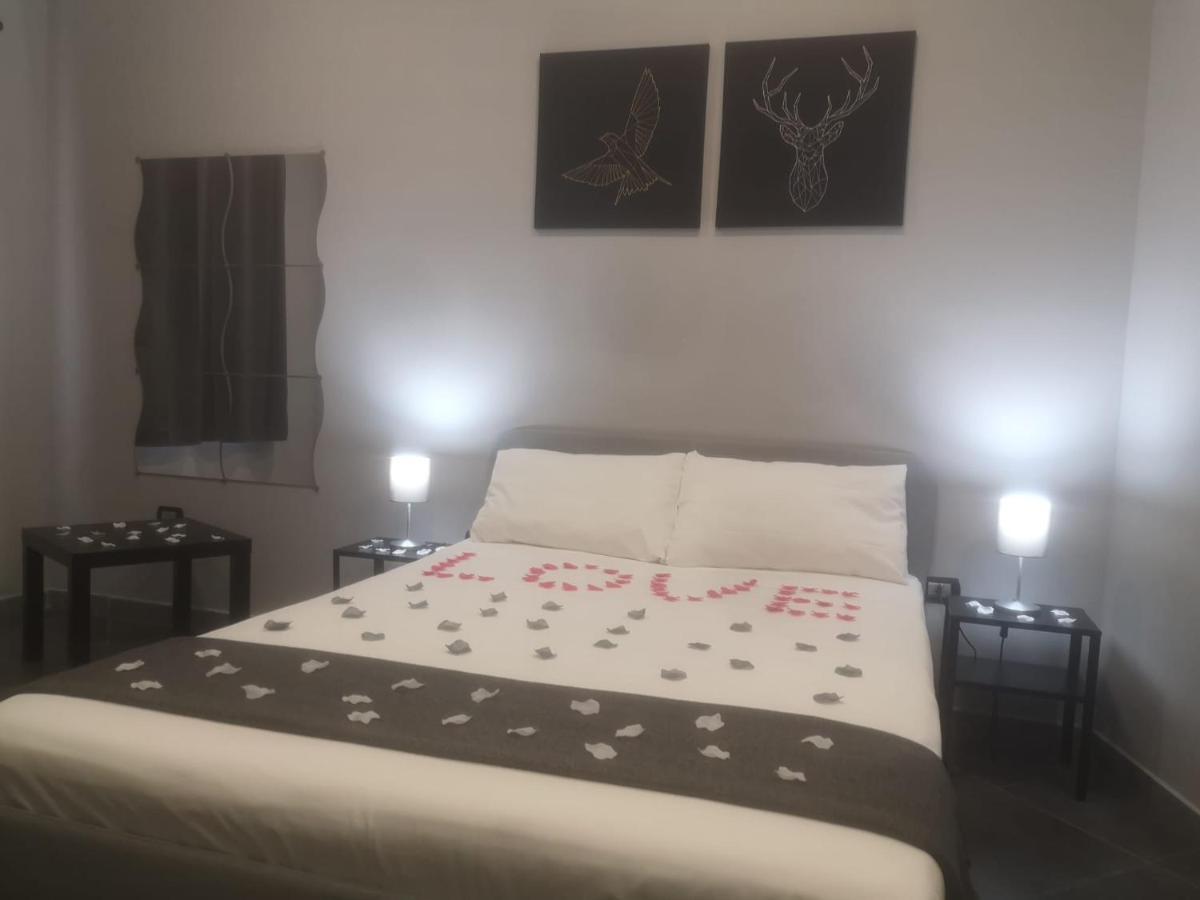 Living Bed And Breakfast Casoria Luaran gambar