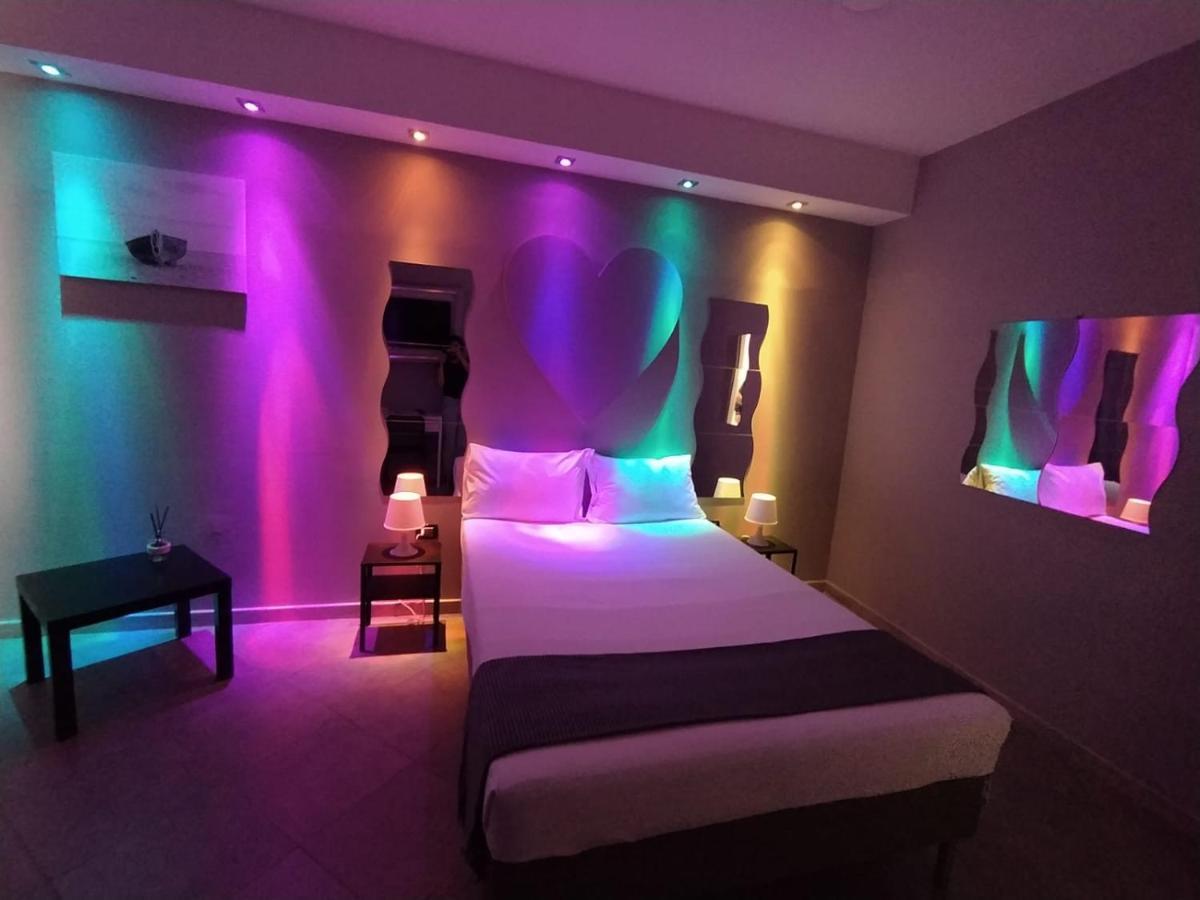 Living Bed And Breakfast Casoria Luaran gambar