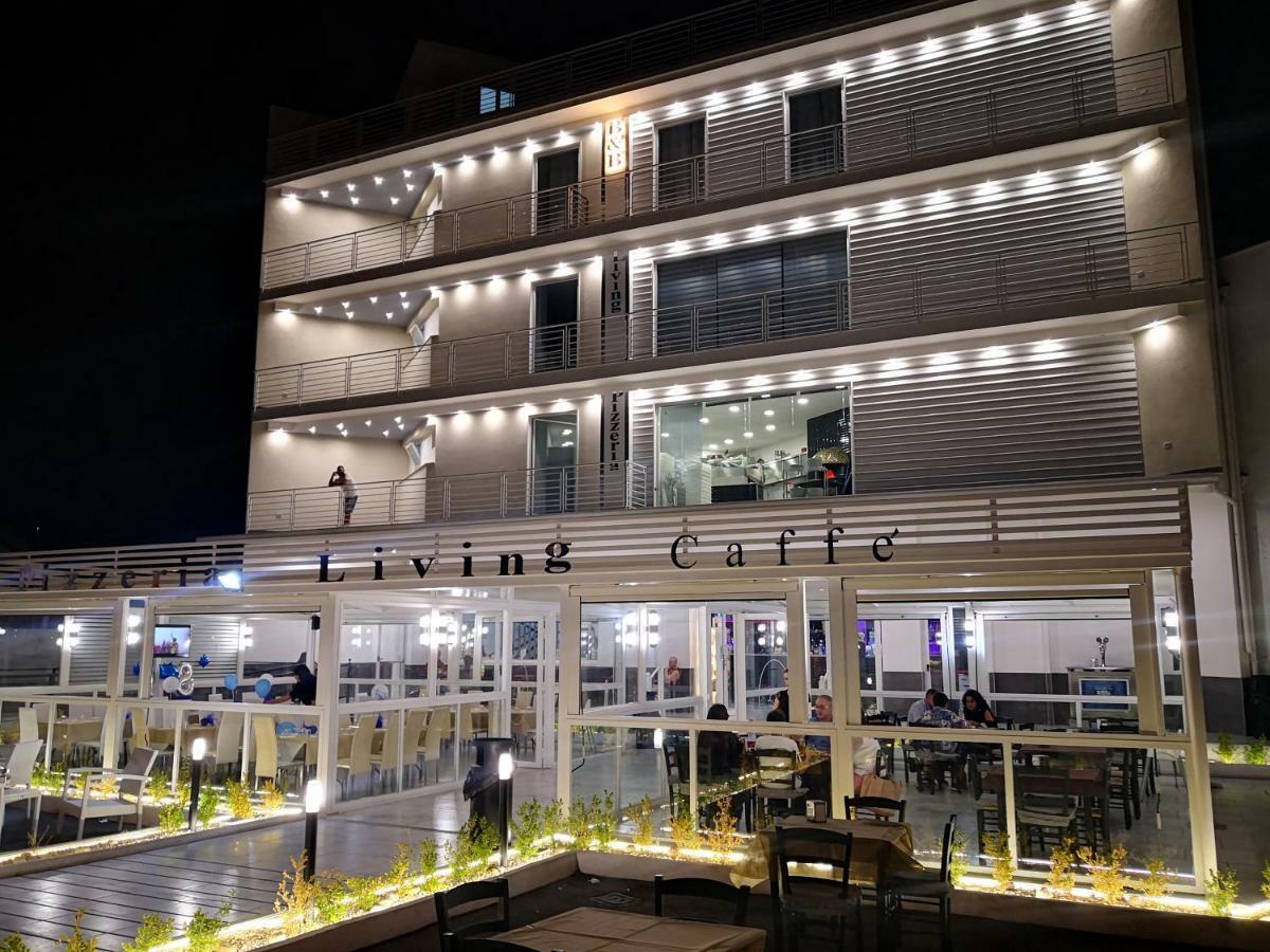Living Bed And Breakfast Casoria Luaran gambar